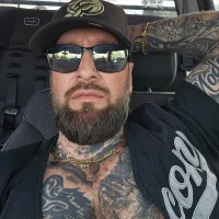 Beardedtattood live cam