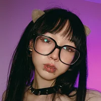 hungryFish8964_ live cam