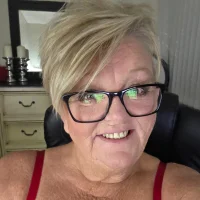 BridgetBlueEyes live cam