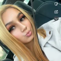 hotamanda01 live cam