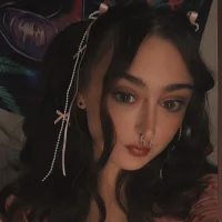 NovaLove2002 live cam