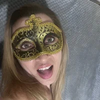 SexyMamiVee live cam